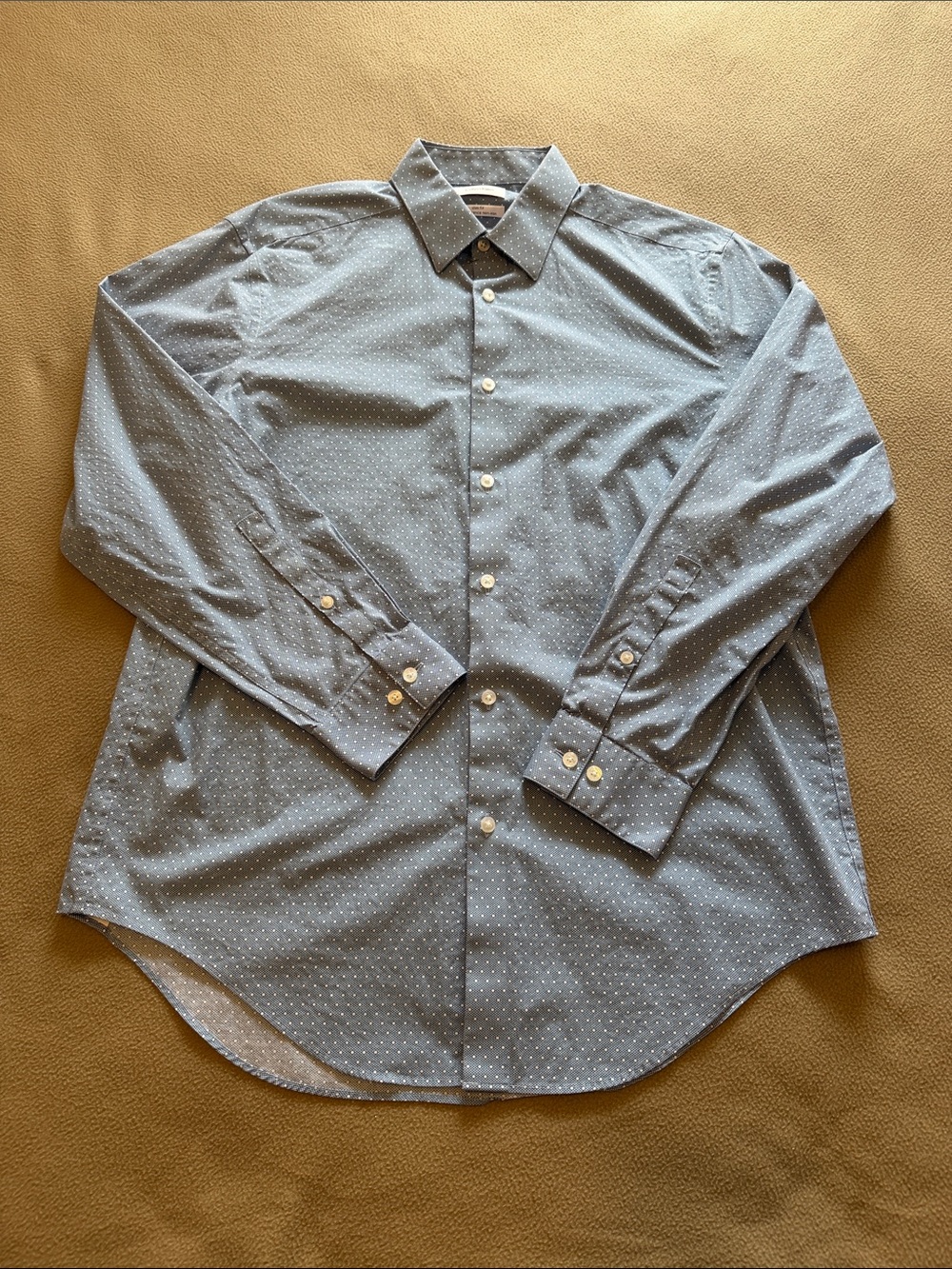Calvin Klein Dress Shirt. Men's 16 32/33.